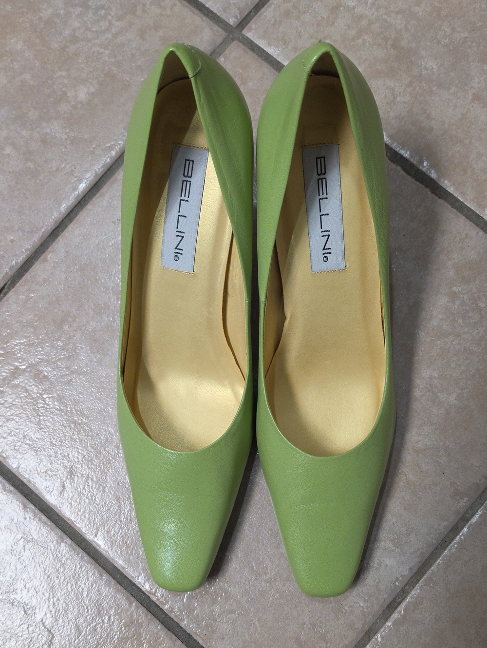 NWOT VTG Bellini Chantily Lime Green Leather Square Toe Pumps Heels Sz 12M